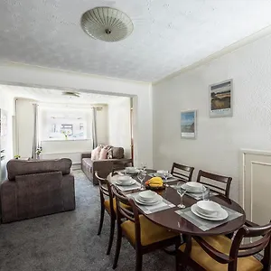  Holiday home Cosy